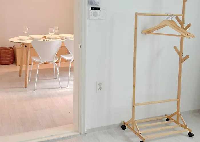 Hostay Cheongdam 2br Gangnam 5 Oliveyoung Apartment Seoul