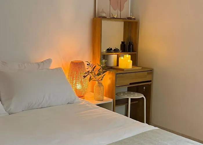 Hostay Cheongdam 2br Gangnam 5 Oliveyoung Apartment